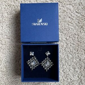 SWAROVSKI SIENNA :PIERCED EARRINGS 1156186
